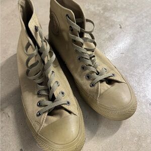 Converse High Top Sneakers in Military Olive